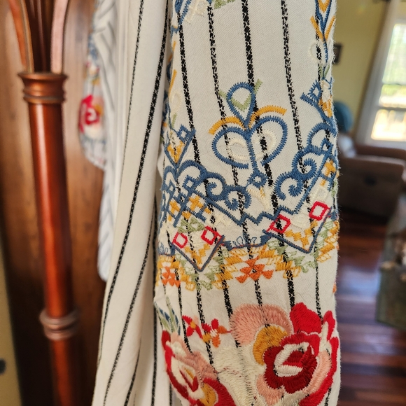 Samya Women's Embroidered Striped Blouse - White and Blue - Picture 3 of 4